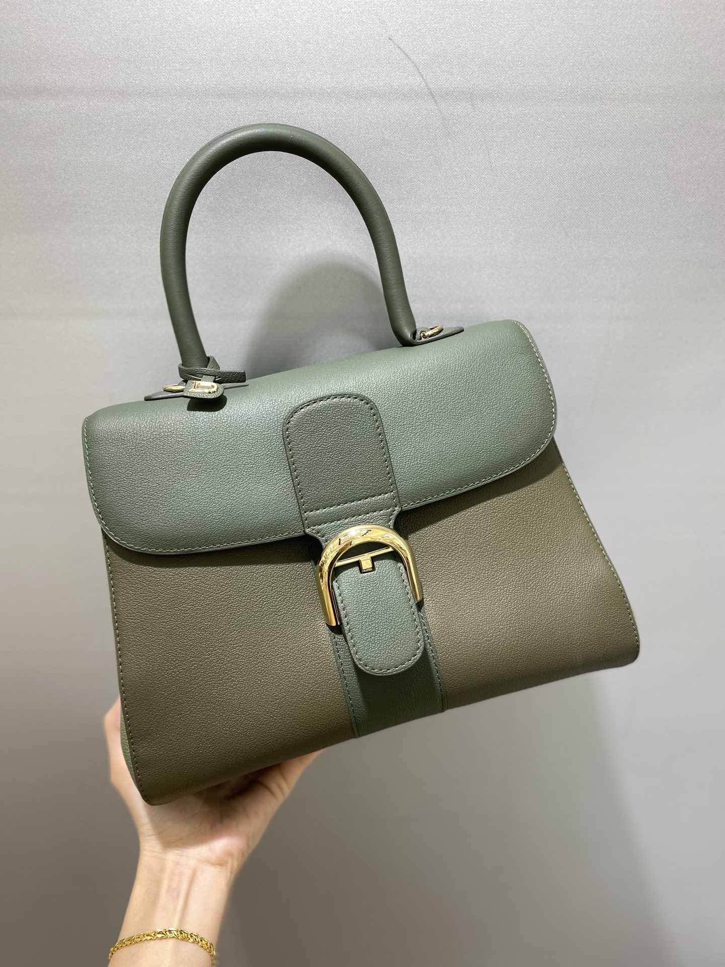 델보 브리앙 MM 토고백 미듐